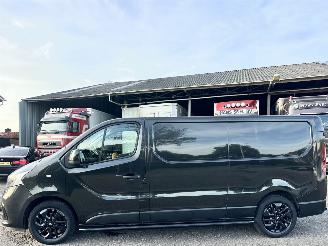 krockskadad bil bedrijf Renault Trafic 1.6 dCi T29 L2/H1 Luxe Energy 3Pers - nap - navi - camera - lmv - 2019/4