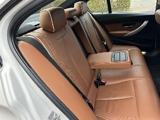 BMW 3-serie 330e High Exe M-Sport - 140dkm nap - head up - cognac leer - stoelverw - clima - alarm - 2x laadkabels picture 44