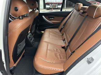 BMW 3-serie 330e High Exe M-Sport - 140dkm nap - head up - cognac leer - stoelverw - clima - alarm - 2x laadkabels picture 47