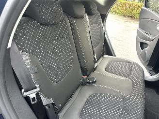 Renault Captur 1.2 TCe 120pk aut Intens - 56dkm nap - 1e eig - keyless - navi - camera - park assist - clima + cruise picture 27