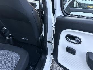 Renault Twingo 1.0 SCe 71pk Collection - 13dkm nap - 1e eig - airco - cruise - elektr pakket - led - aux - usb picture 49