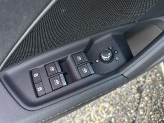 Audi A3 limousine 30 TFSI S-Line Comp -nap - 1e eig - kuipstoelen - keyless - front + line assist picture 42
