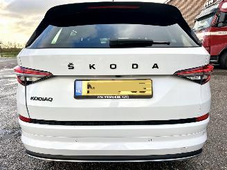 Skoda Kodiaq 1.5 TSI 150pk aut + f1 Sportline Bus - nap - camera - keyless - stuurverw - front + line + side assist picture 6