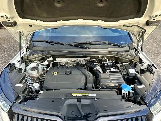 Skoda Kodiaq 1.5 TSI 150pk aut + f1 Sportline Bus - nap - camera - keyless - stuurverw - front + line + side assist picture 13