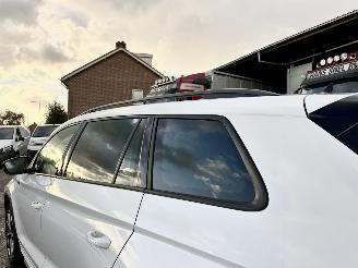 Skoda Kodiaq 1.5 TSI 150pk aut + f1 Sportline Bus - nap - camera - keyless - stuurverw - front + line + side assist picture 94