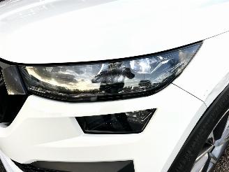 Skoda Kodiaq 1.5 TSI 150pk aut + f1 Sportline Bus - nap - camera - keyless - stuurverw - front + line + side assist picture 8