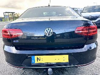 Volkswagen Passat GTE 1.4 TSI aut Highline sedan - nap - navi - acc - front assist - leer + alcantara + stoelverw - pdc v+a picture 6