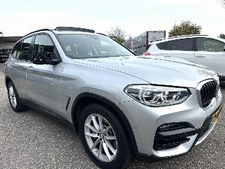 BMW X3 xDrive30e eDrive Ed - 20dkm nap - pano - picture 4