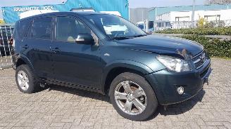 skadebil auto Toyota Rav-4 2.2 D-4d D-cat 4x4 130 Kw 1 e eigen 55000 km EXECUTIVE 2010/2