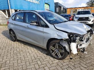 uszkodzony BMW 2-serie ACTIVE TOURDER 1.5 225XE E DRIVE AUT plug in hybride 4x4