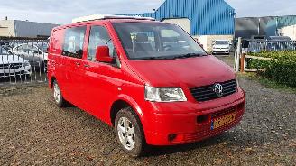 krockskadad bil auto Volkswagen  Volkswagen camper 6 pers 2.5 TDI MOTORSCHADE D 96 KW 2008/10