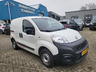 krockskadad bil auto Fiat Fiorino Fiorino III cargo 1.3 MJT EURO 6 AIRCO nwe APK &NAP 2018/6