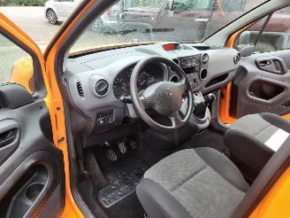 Peugeot Partner Partner 7 1.6 Hdi 55 kw  euro 6  1e eigenaar airco picture 4