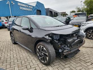 Schadeauto Volkswagen ID.3 ID.3 Pro Performance Edition leer/alcantara 58 kWh range 425 km nwpr € 47000 2023/4