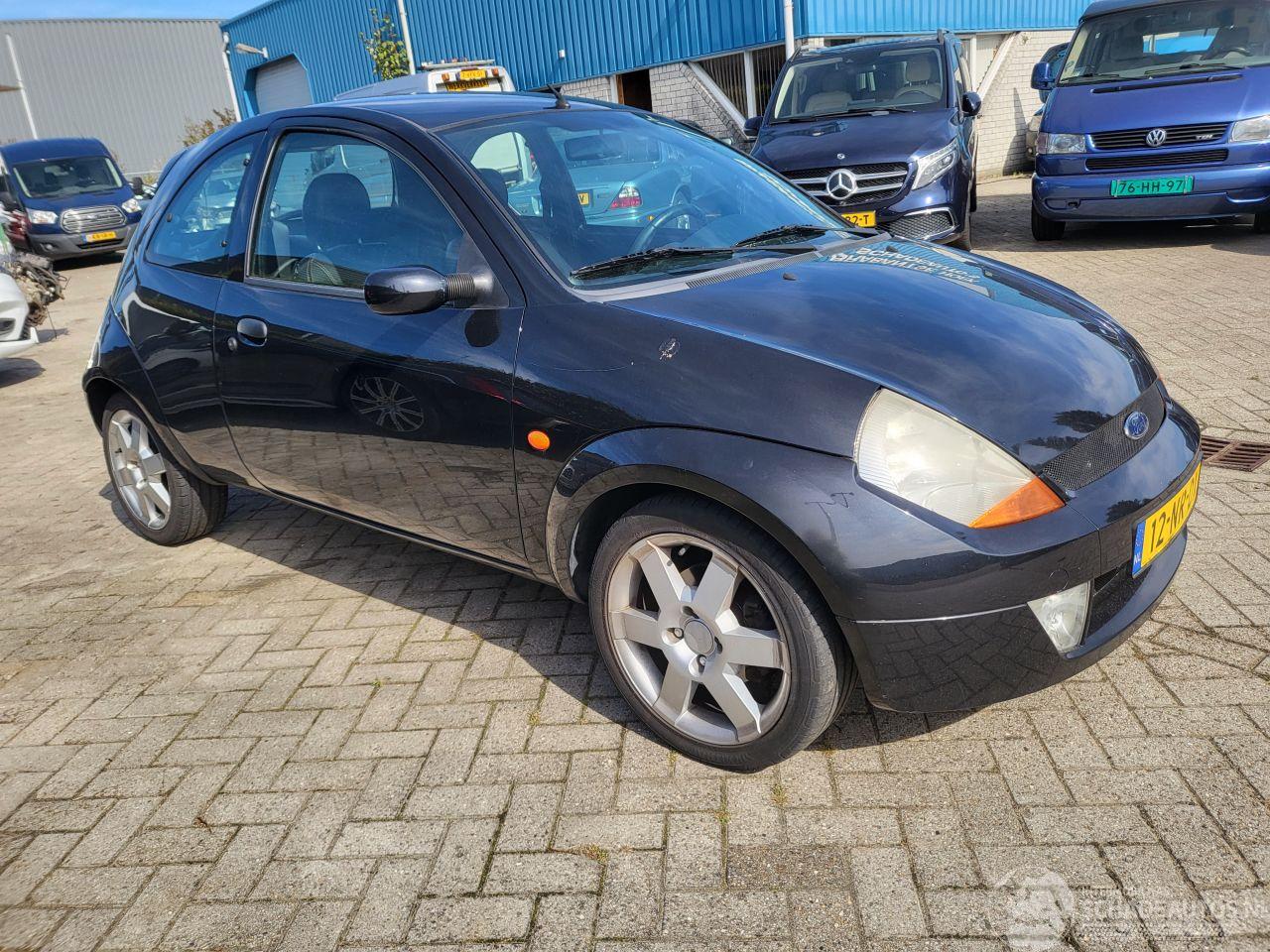 Ford Ka 2 AUTO,S 1 koop sport ka en twingo PRIJS =VAST