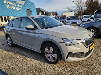 Unfallwagen Skoda Scala AUTOMAAT 1.0 TSI  110 PK  Ambition 2024/2