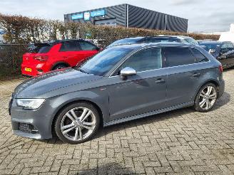 damaged passenger cars Audi A3 A3 AUTOMAAT Sportback 1.6 TDI Sport 2X S Line Edition 116 PK 2017/6