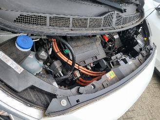Peugeot Expert e-Expert 100 kW 9 persoons met panoramadak rijdbaar picture 24