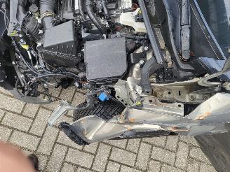 Schadeauto Toyota Yaris automaat 1.5 Hybrid Dynamic 2021/1