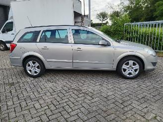 Opel Astra Opel Astra Wagon 1.6 Essentia picture 4