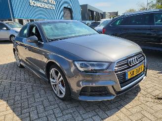 skadebil auto Audi A3 LIMOUSINE AUTOM 1.5 TFSI CoD Sport 2x S Line Edition rijdbaar 2018/4