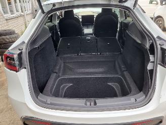 Tesla  Tesla MODEL Y RWD 58 kWh range 455km nwprijs € 45000 picture 28