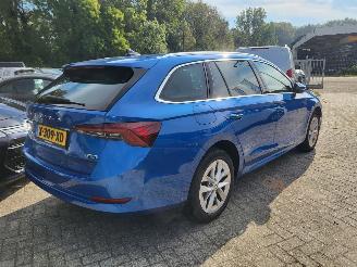Skoda Octavia Combi 1.5 E hybride -TSI Business Edition Plus autom rijdbaar picture 4