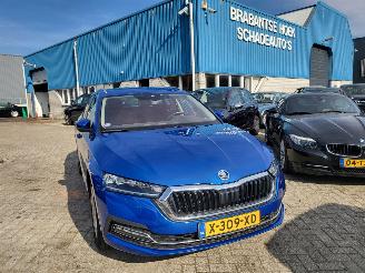 Skoda Octavia Combi 1.5 E hybride -TSI Business Edition Plus autom rijdbaar picture 13