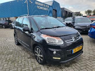 Coche accidentado Citroën C3 C3 Picasso 1.2 PureTech Tendance 110 pk  rijdbaar 2015/7