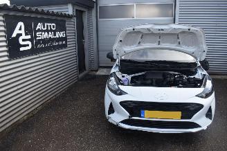 Hyundai I-10 1.0 Comfort 63Pk *Navi/Clima/Camera picture 18