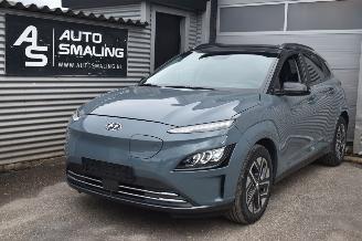 krockskadad bil auto Hyundai Kona 39Kwh Comfort 136Pk SOH 96% 3FASE *Navi/Clima/Camera/Stoelverwarming 2021/6