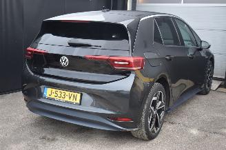 Volkswagen ID.3 58Kwh First Plus 204Pk *Navi/Clima/Camera/Stoelverwarming picture 4