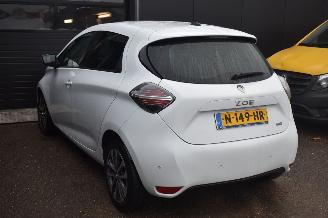 Renault Zoé 52Kwh R135 Intens 136PK 3FASE 91%SOH *Navi/Clima/Camera/Stoelverwarming picture 3
