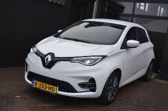 Coche accidentado Renault Zoé 52Kwh R135 Intens 3FASE 92%SOH *Navi/CLima/Camera/Stoelverwarming 2020/12