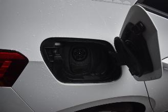 Volkswagen ID.3 58Kwh First Plus 204Pk 3FASE *Navi/Clima/Camera/Stoelverwarming picture 15