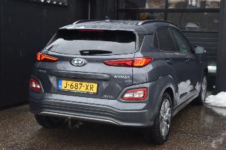 Hyundai Kona 64Kwh Premium 204Pk 3Fase SOH 100% *Navi/Clima/Camera/Leder/Stoelverwarming picture 4