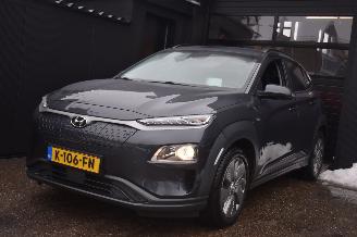 škoda osobní automobily Hyundai Kona 64Kwh Fashion 204Pk 3Fase 100% Soh *Navi/Clima/Camera 2020/12