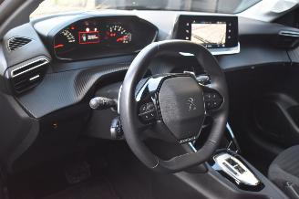 Peugeot 208 1.2 Puretech Allure Pack 101Pk *Navi/Clima/Camera picture 8