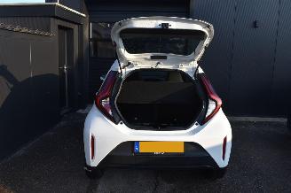 Toyota Aygo X 1.0 VVT-i S-CVT Play 72Pk *Airco/Camera picture 12