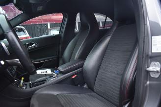 Mercedes A-klasse 1.6 180 Prestige AMG 122Pk *Navi/Clima/Camera/Stoelverwarming picture 5