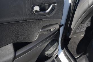 Hyundai Kona 64Kwh Premium 204Pk 3FASE *Navi/Clima/Leder/Camera/Stoelverwarming picture 14