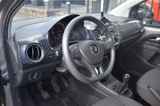 Volkswagen Up! 1.0 65Pk *Airco picture 7