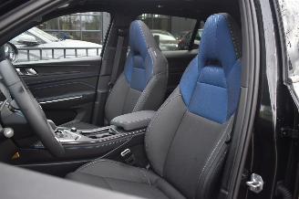 Lynk & Co 01 1.5 179Pk *Navi/Clima/Camera/Panorama/Stoelverwarming picture 5