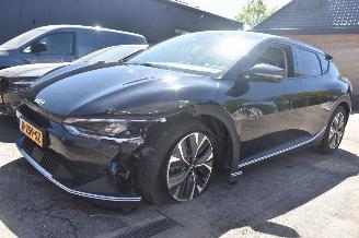 Voiture accidenté Kia EV6 58Kwh Air 170Pk 3FASE SOH 100% *Navi/Clima/Camera/Stoelverwarming 2021/12