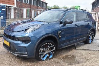 damaged passenger cars Lynk & Co 01 1.5 179Pk *Navi/Clima/Camera/Stoelverwarming/Panorama 2023/4