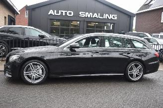 Vaurioauto  passenger cars Mercedes E-klasse 220 D Business Solution 194Pk *Navi/Clima/Camera/Stoelverwarming/Xenon 2017/5
