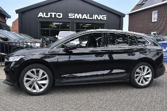 Schadeauto Skoda Enyaq 58Kwh Comfort 60 3FASE SOH 88% *Navi/Clima/Camera/Stoelverwarming 2021/8