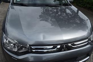 Mitsubishi Outlander 2.0 Intense+ 150Pk 2WD 7 personen *Navi/Clima/Camera picture 20