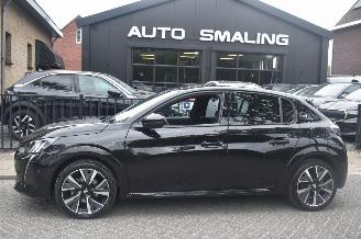 Schadeauto Peugeot 208 1.2 GT Puretech 101Pk *Navi/Clima/Camera 2023/1