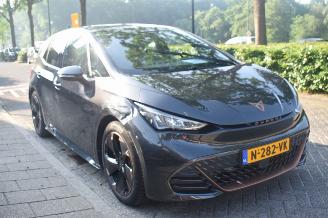 krockskadad bil auto Cupra Born 62Kwh Adrenaline One 204Pk 3FASE 89% SOH *Navi/Clima/Camera/Stoelverwarming 2021/12